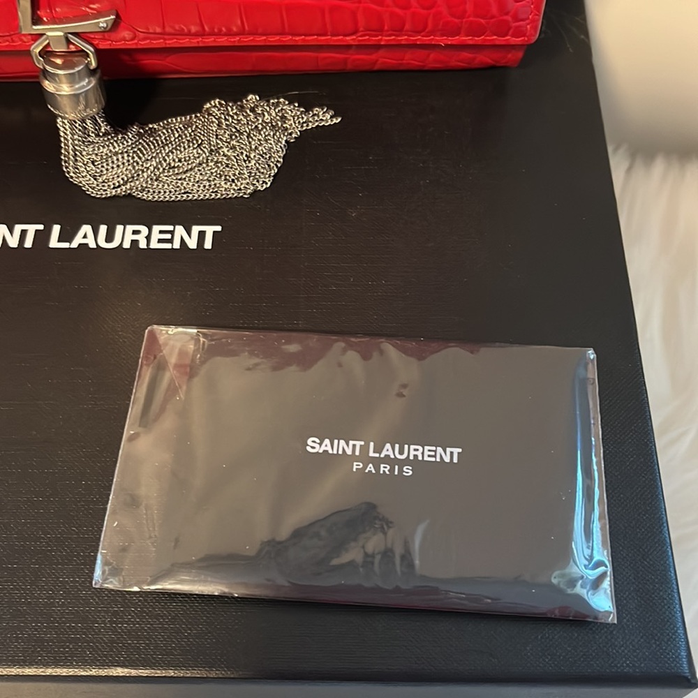 YSL Medium Kate Chain Bag in Crocodile Leather - Picture 6 of 17
